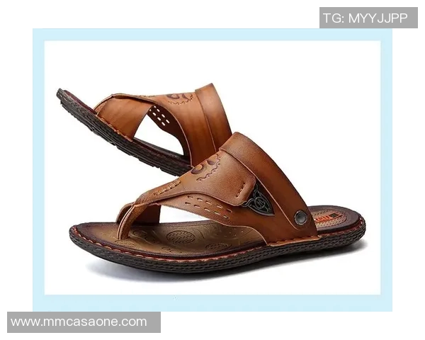 足球明星休闲时尚大揭秘拖鞋搭配尽显个性风采